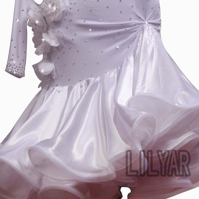 新款拉丁服装少儿成人练功服舞蹈表演服儿童定制白色立体花比赛服