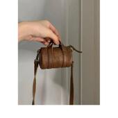 UR复古棕色2024秋季 新款 迷你精致小众挂脖高级感圆筒单肩斜挎迷你