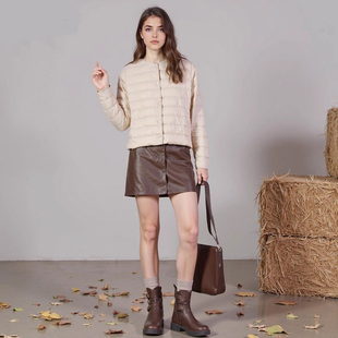 时尚 舒适简约轻薄短款 2025年秋冬季 圆领羽绒服 新款 撤标撤柜