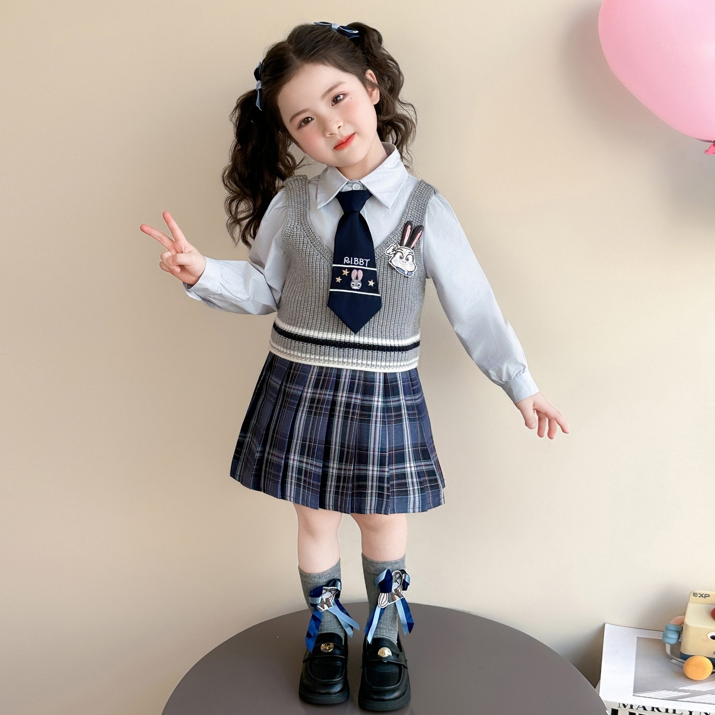 女童春装套装2026新款学院风儿童兔子警官JK衬衫百褶裙园服三件套,童装/婴儿装/亲子装,套装,淘宝优惠券,粉丝福利购,淘宝优惠卷