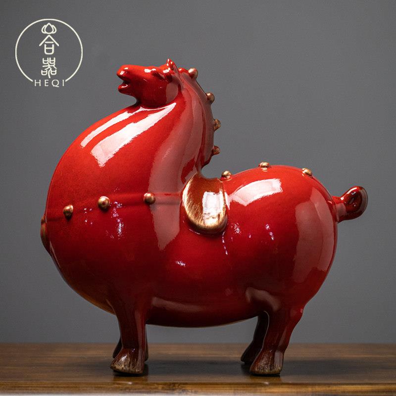 马摆件 陶瓷工艺品风水招财客厅家居 创意可爱红色唐马摆件送礼品