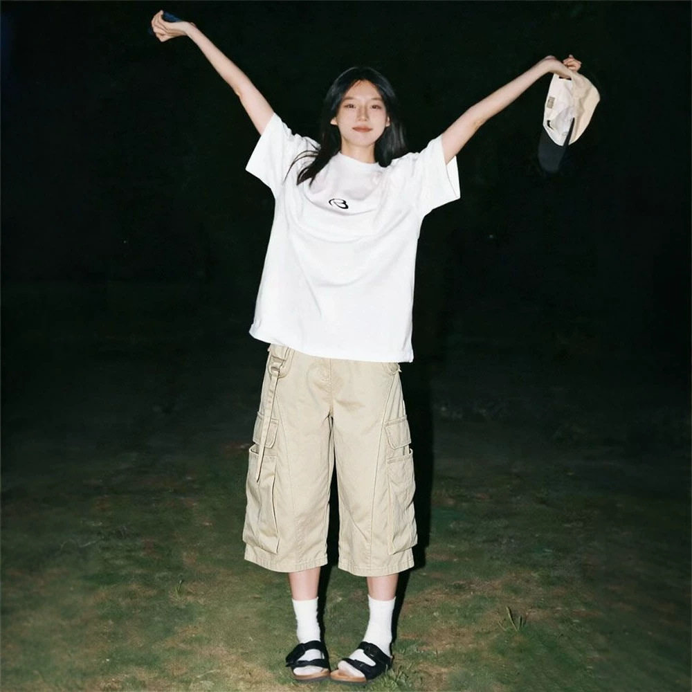 夏季2026新款大码胖mm卡其色七分牛仔裤女宽松阔腿中裤多口袋短裤