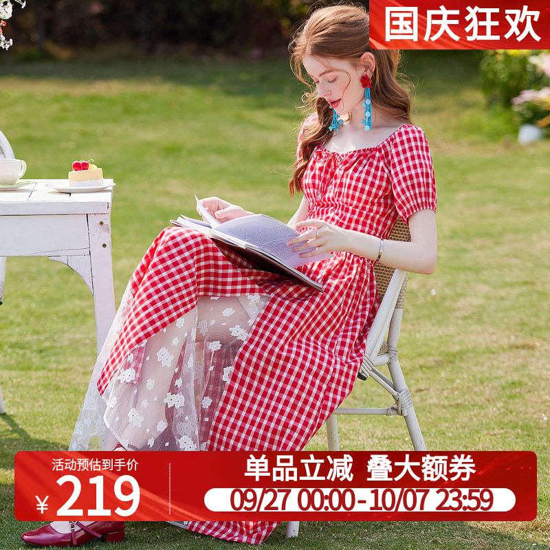 白鹿语法式格纹蕾丝拼接长裙25夏新款甜美方领温柔复古撞色连衣裙