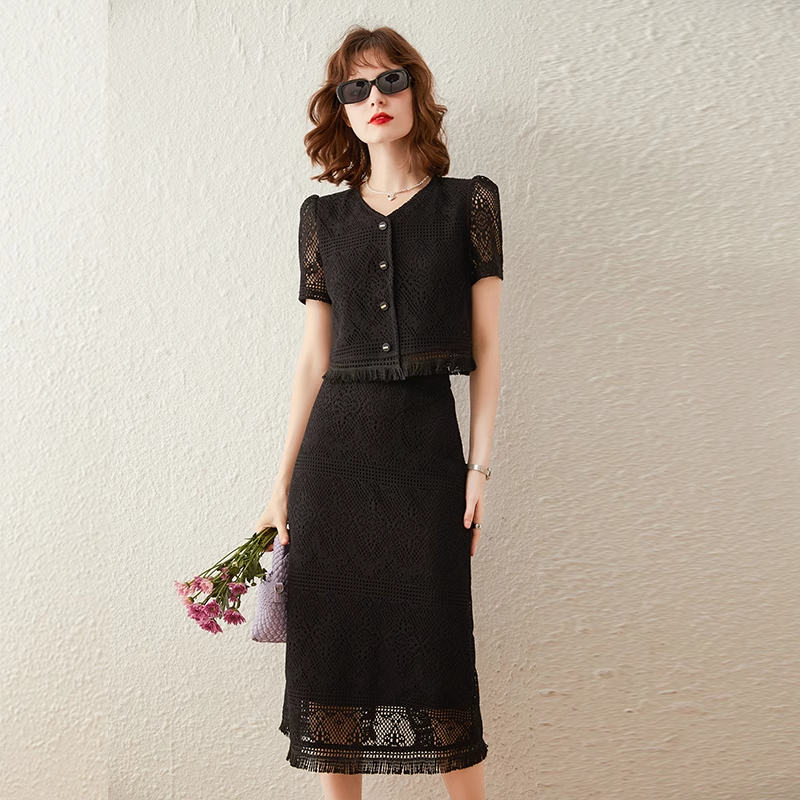 白鹿语设计感优雅时尚套装2025夏季V领短外套蕾丝半身长裙两件套