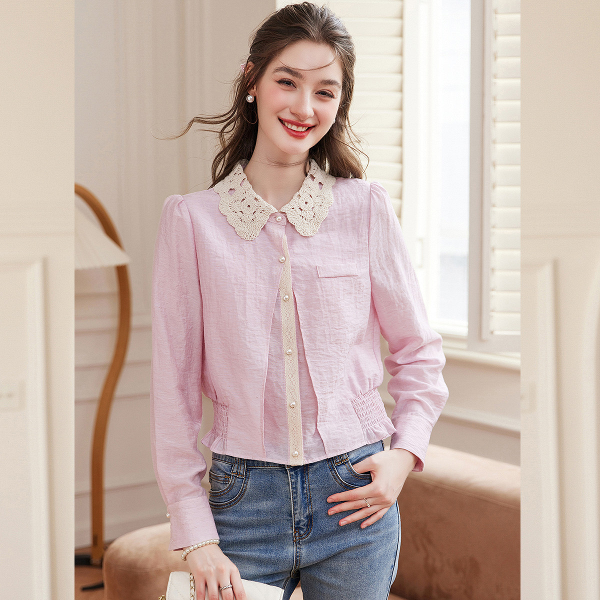 白鹿语法式温柔蕾丝拼接长袖衬衫2025秋新款优雅设计感显瘦上衣
