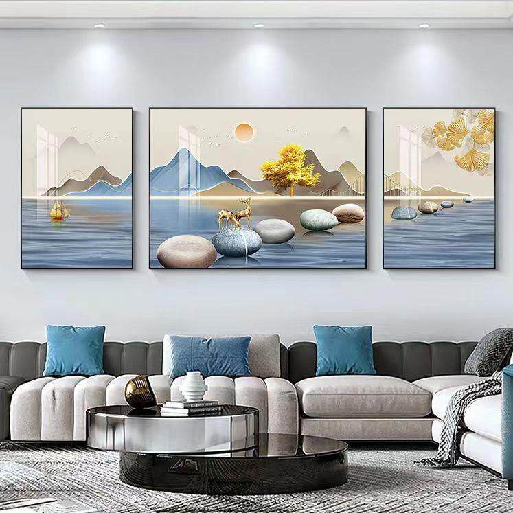 高级感沙发背景墙挂画 画2025新款三联画 画背有靠山聚财山水画