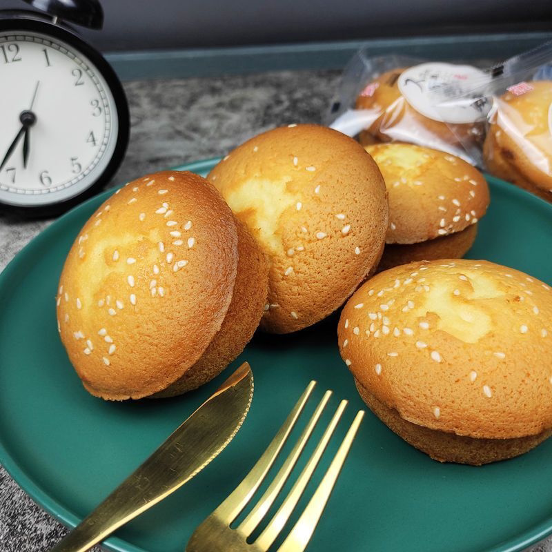 老式鸡蛋糕传统老人怀旧糕点独立包装包邮营养早餐零食整箱批发