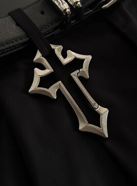 SFSN原创设计高克重十字架钥匙扣挂件金属感异形弹簧扣穿搭单品