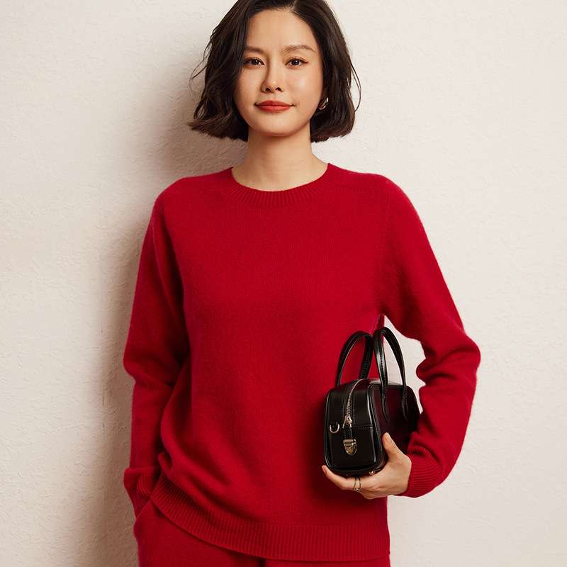 山羊绒女士圆领宽松休闲慵懒风打底衫秋冬新款纯色套头内搭针织衫