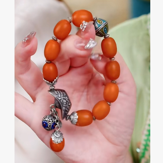【Q .Jewelry】琥珀老蜡枣珠手串 略有不同