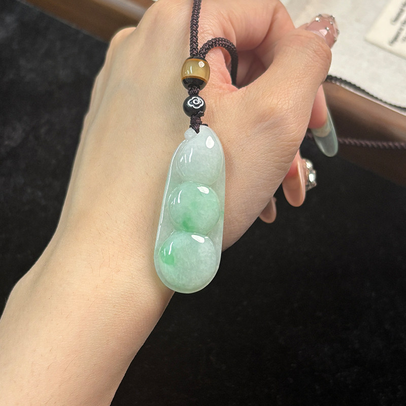 缅甸冰糯种天然A货吊坠