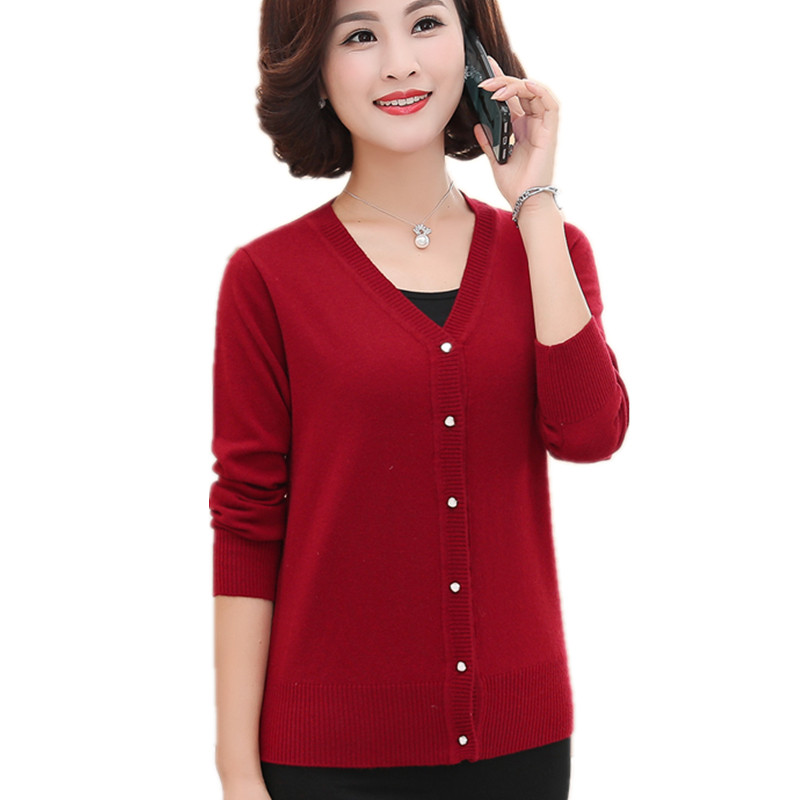 春秋宽松大码女装薄款中老年妈妈装短款外搭V领毛衣外套针织开衫