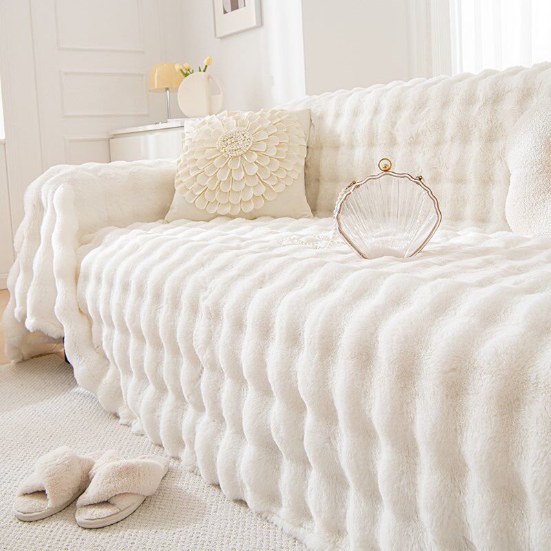 2024新款兔兔绒沙发盖布巾全包万能冬季毛绒沙发套罩防猫抓坐垫子