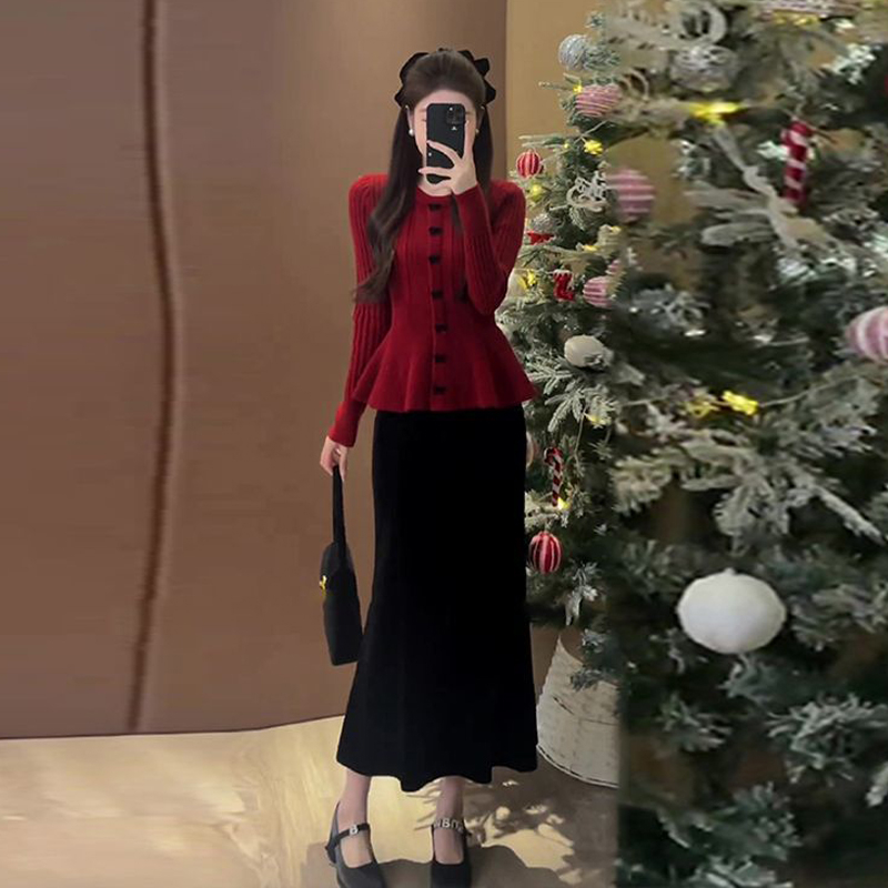 时尚修身长袖上衣高腰A字裙套装