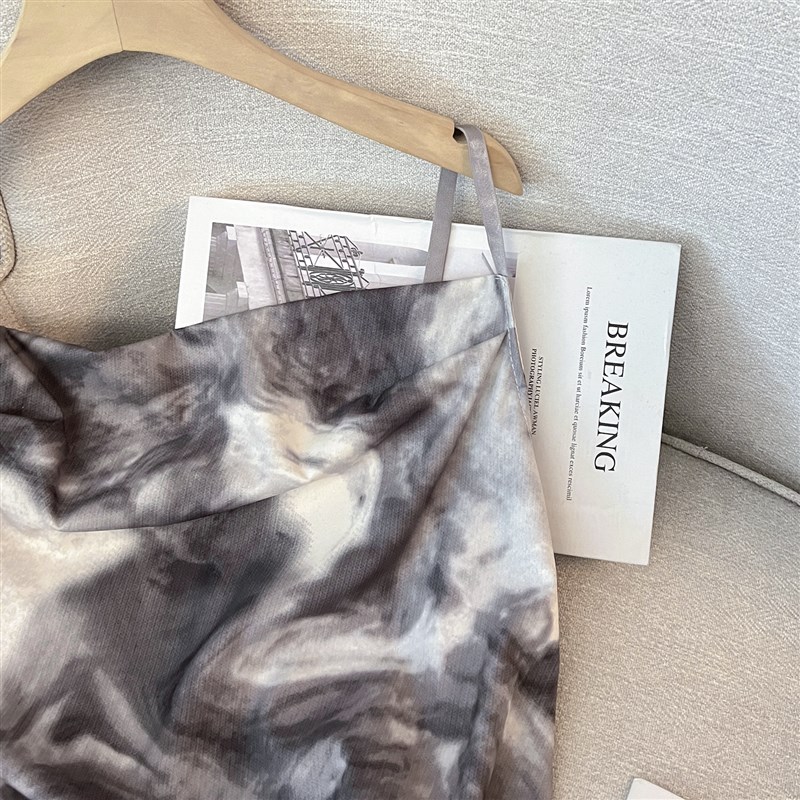 捡漏新中式水墨画吊带连衣裙女法式修身露肩气质裙子包臀鱼尾长裙