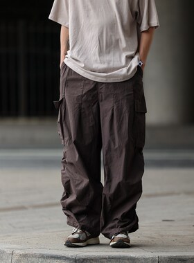 水曜日定休褶皱设计直筒伞兵工装裤男多口袋新款束脚休闲裤长裤子