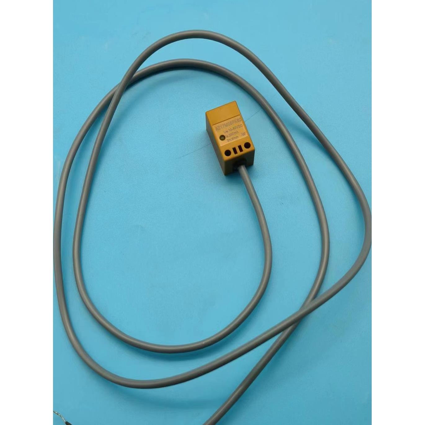 AZ1705PK60合力龙工加力电动托盘搬运车接近开关互锁INB-05P16POU