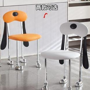 中古狗狗靠背椅子轻奢餐椅家用卧室梳妆凳儿童房设计师可爱卡通