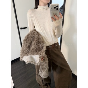 堆堆领内搭 比较薄但是当打底非常软糯舒服 MMUIICHAN 奶昔打底