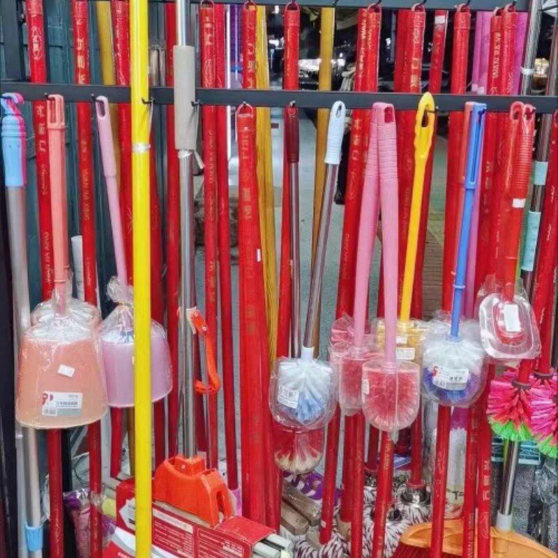门口挂架百货展架扫把陈列支架悬挂展示柜卖货架子超市拖把展示架