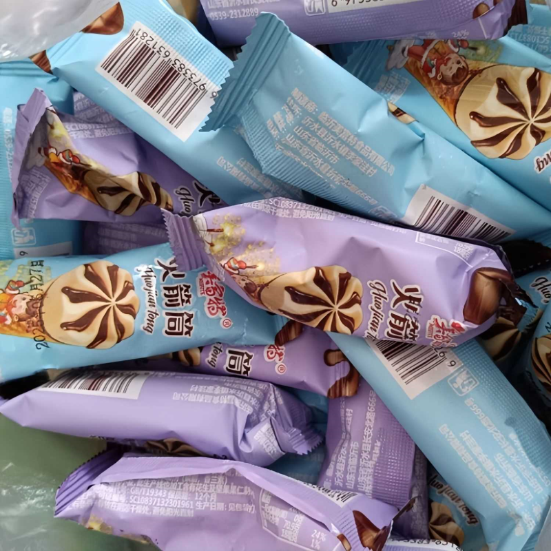 巧克力夹心脆筒星球脆脆休闲零食甜筒威化儿童饼干整（代可可脂）