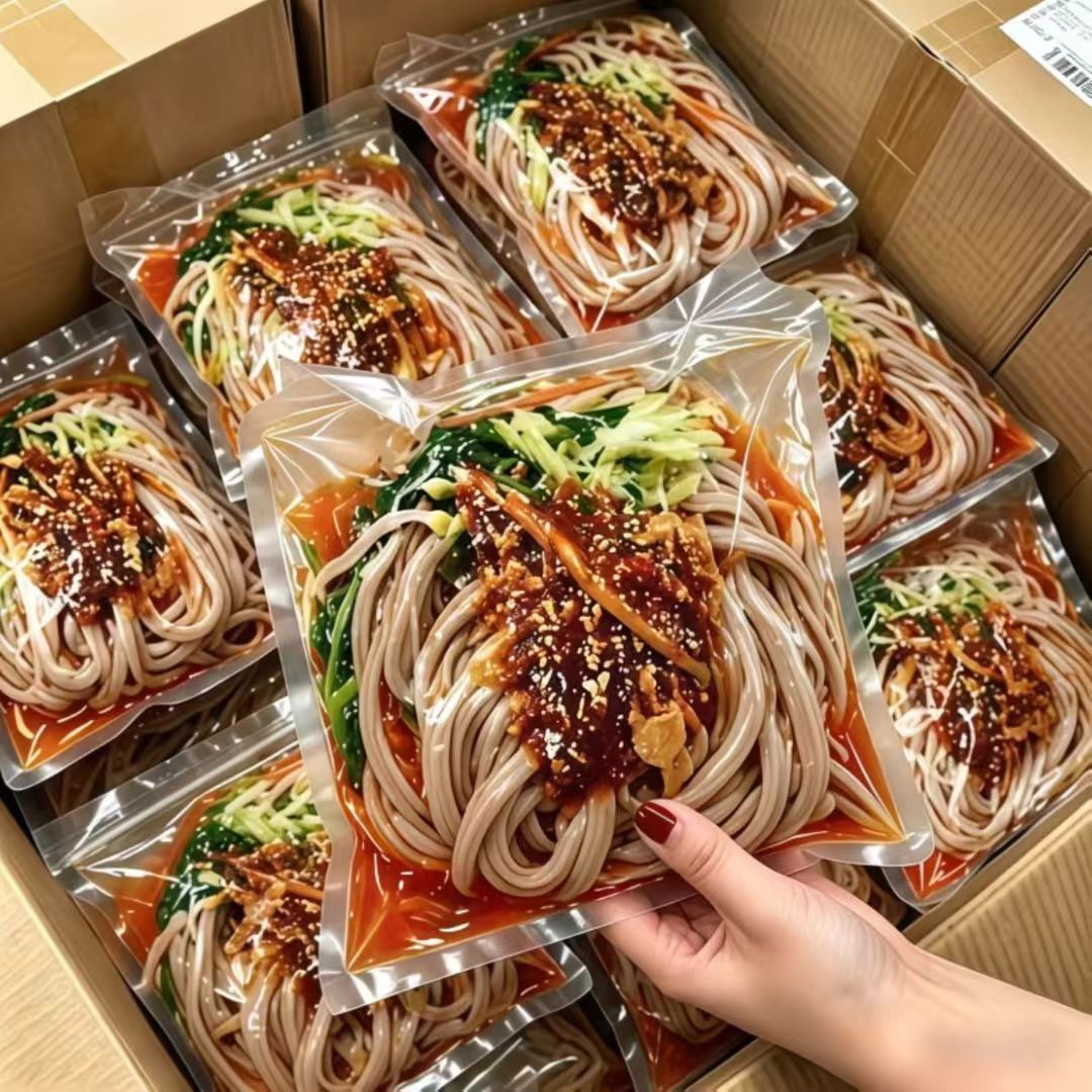 荞麦米皮免煮开袋即食减脂粗粮代餐凉皮糖友速食懒人低脂代餐宿舍