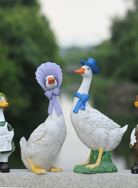 卡通鸭子装饰摆件别墅花园庭院布置户外花盆动物雕塑园林景观小品