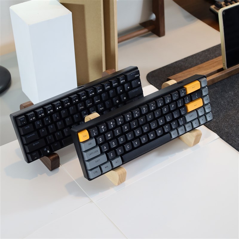 键盘展示支架壁挂防尘收纳墙上斜托黑胡桃木底座托键盘展示架子托