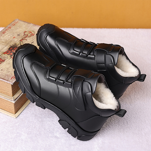 休闲皮鞋男士老人保暖棉鞋男款冬季加绒雪地靴子爸爸鞋子男鞋