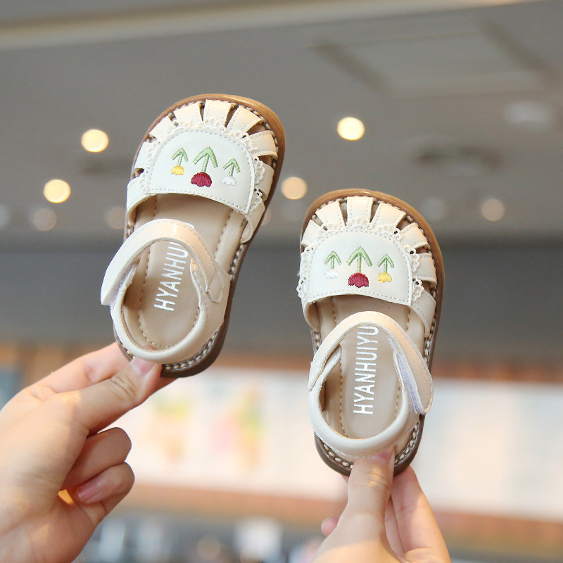 夏季女宝宝凉鞋1一2-3岁小童公主鞋子透气婴儿包头防滑软底学步鞋