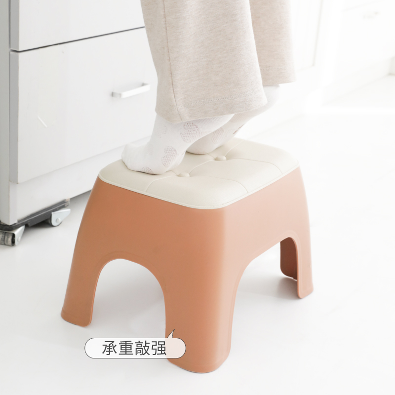 加厚小凳子家用防滑塑料板凳小型宿舍简约结实客厅可叠放换鞋矮凳