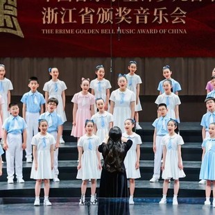 新款 六一儿童合唱服演出服女童礼服大合唱团中小学生朗诵表演服装