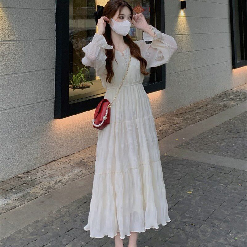 法式白色雪纺长袖连衣裙女秋季甜美初恋绝美小裙子收腰仙女A字裙