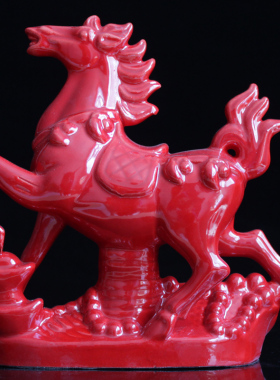 陶瓷马摆件风生水起家居装饰品大红色陶瓷马客厅办公室工艺品摆设