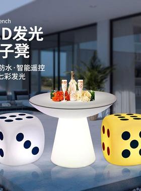 LD发光遥控E吧KTV户外桌庭院阳台吧台茶几椅YL-TZD01网红骰子摆件