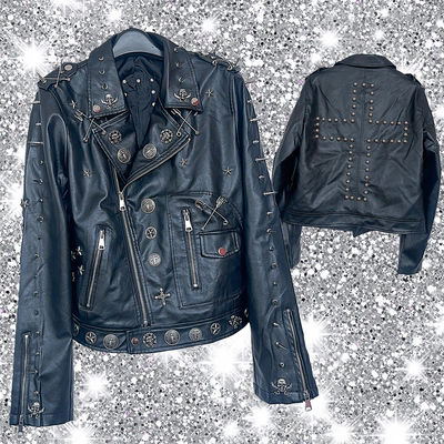 亚比PU皮铆钉别针摇滚外套