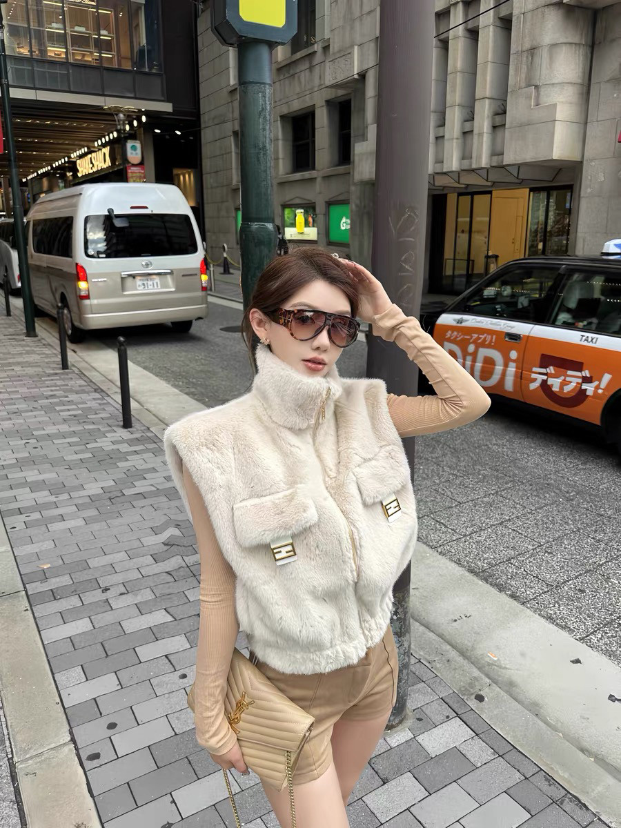 海宁工厂新款金貂绒网红高领马甲秋冬皮毛一体女士背心环保皮草冬