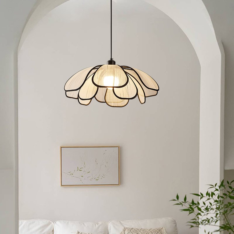 法式中古餐厅吊灯日式复古民宿衣帽间艺术高级感诧寂风花瓣卧室灯