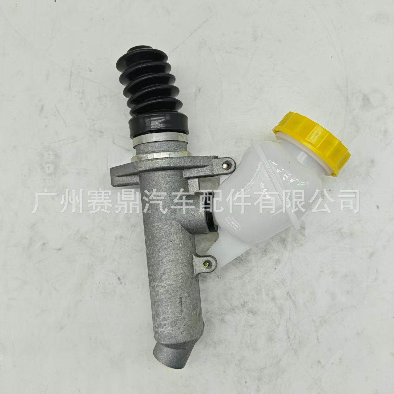 WG9719230023适用于重汽豪沃离合器总泵