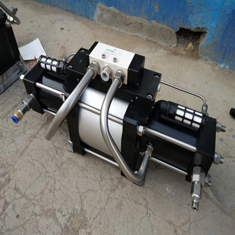 飞机轮胎充气-呼吸空气充气泵