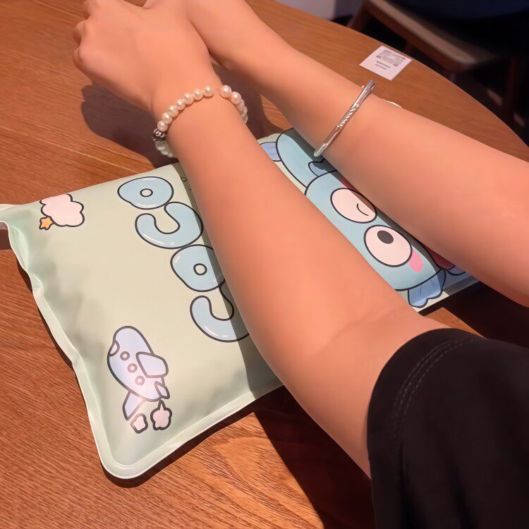夏季午睡神器!办公室午睡冰枕上班族睡趴睡枕降温冰枕成人用凉枕