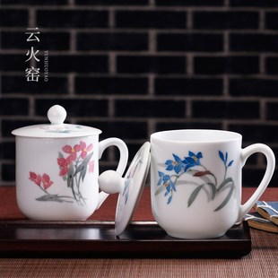 釉下五彩手绘陶瓷杯带盖会议室茶杯家用情侣水杯定制男女喝茶杯