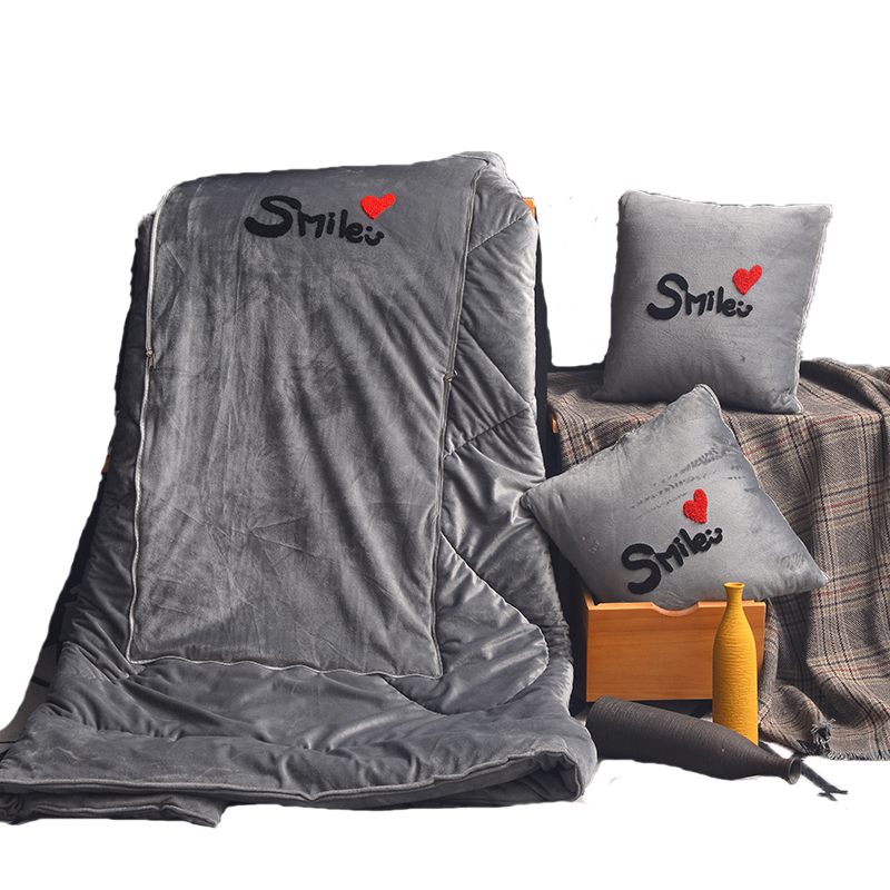 纯色抱枕被子两用加厚水晶绒抱枕汽车办公室沙发午休小毛毯靠垫被