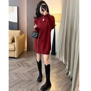 高级感超好看红色亮丝针织连衣裙女秋冬季小个子内搭打底毛衣裙子