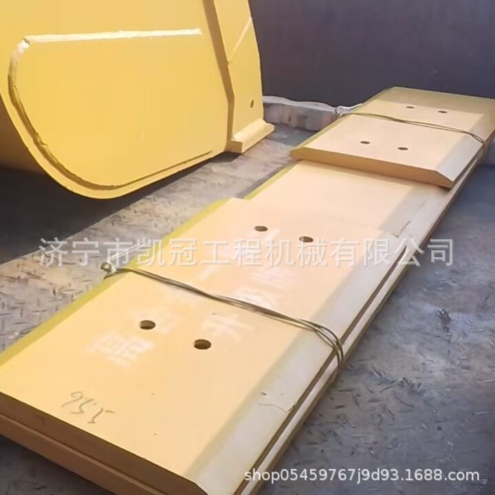 厂家直销装载机铲板 铲车铲板 斗齿 铲斗 高品质耐磨件 耐磨扛造