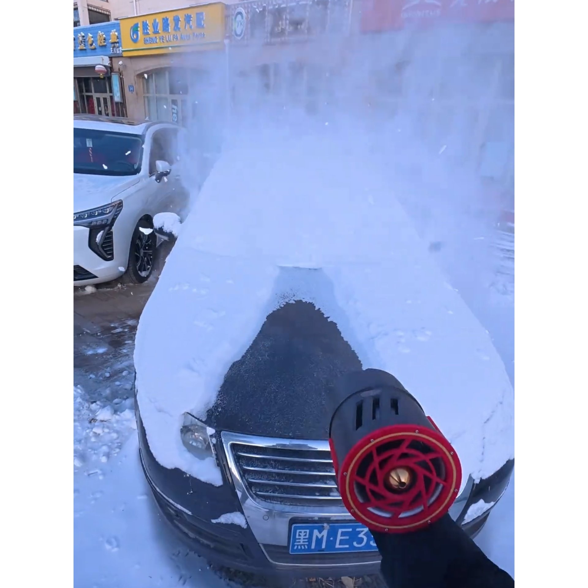 车用大功率强力吹雪机工业级大功率锂电吹风机手持小型暴力鼓风机