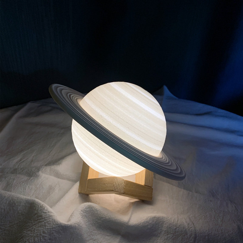 「左耳说」电脑桌面星球土星模型夜灯小众高级感氛围摆件生日礼物
