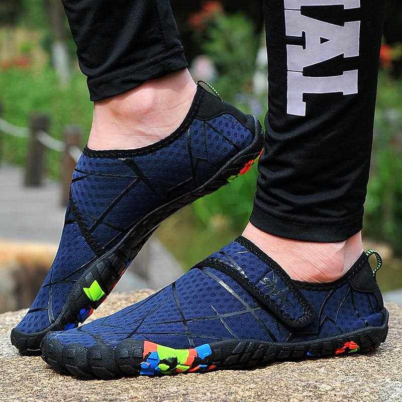 直销新款爆款男士登山徒步攀岩鞋女户外游泳溯溪涉水运动休闲鞋赤