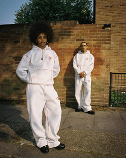 Light gray clothes欧美休闲抓绒运动裤Trapstar字母印花连帽卫衣