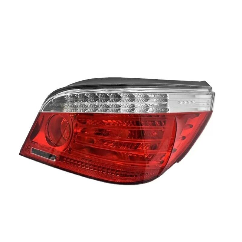 适用于2004-2010款BMW5系E60灯后尾灯